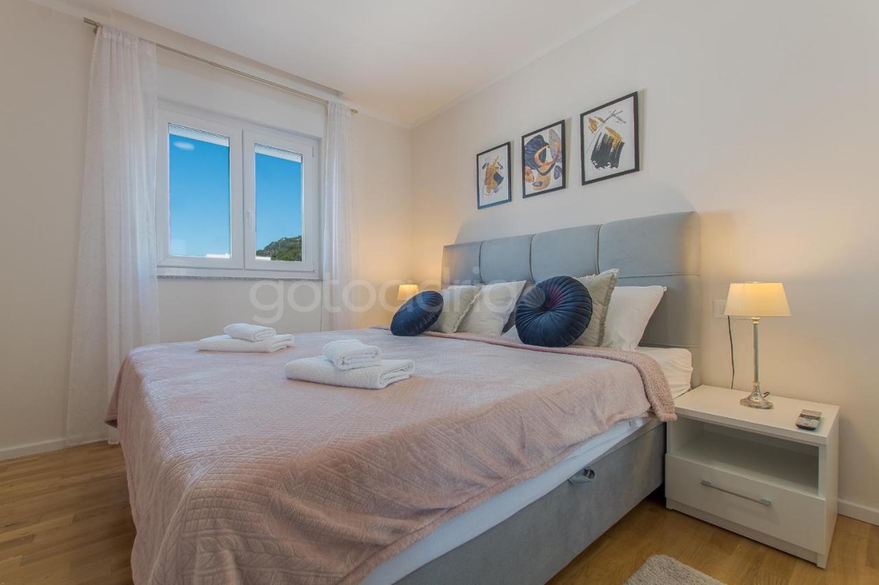 Luxury Sea View Wald