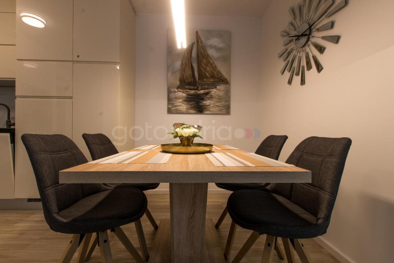Luxury Sea View Wald Apartment *